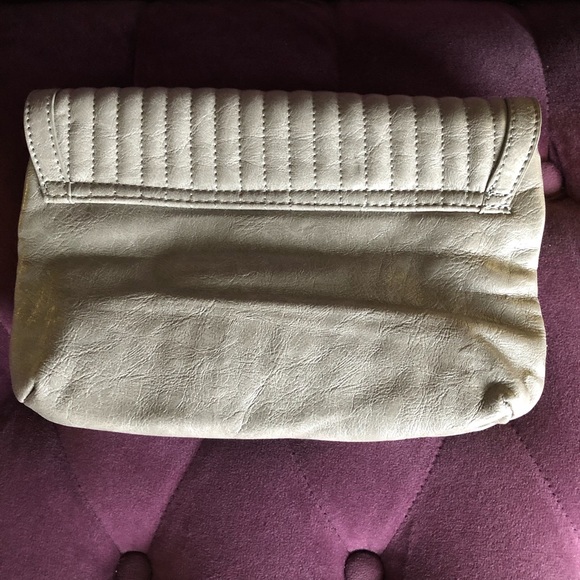 Purse - Picture 2 of 3